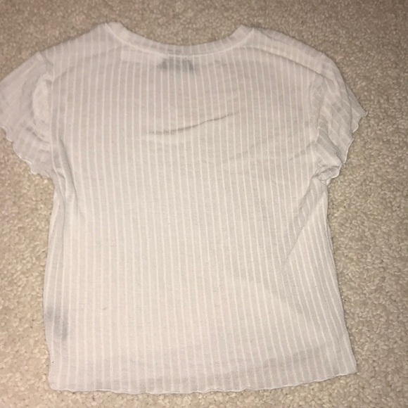 White ribbed lettuce edge top - Picture 2 of 4